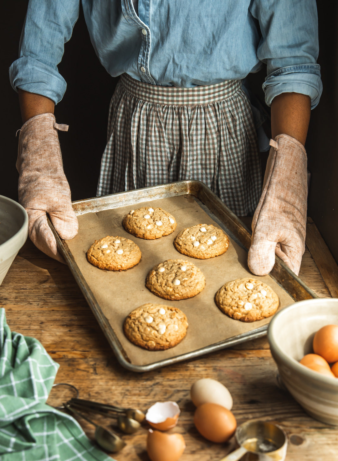 Farmhouse Gingham Homestead Apron - Image 4