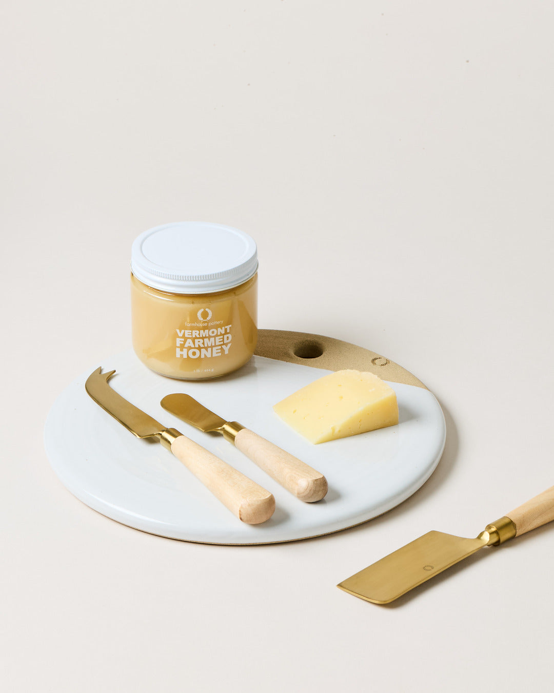 Fireside Cheeseboard Gift Set - Image 2