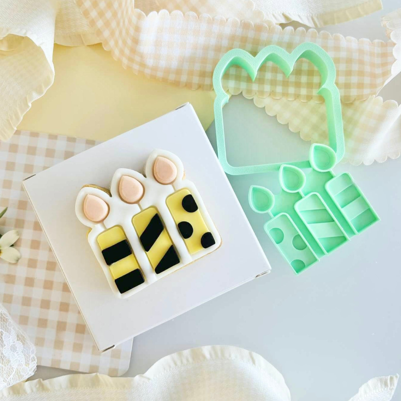 Happy Bee Day - Bento Minis Cutter Full Set (SweetP) - Image 4