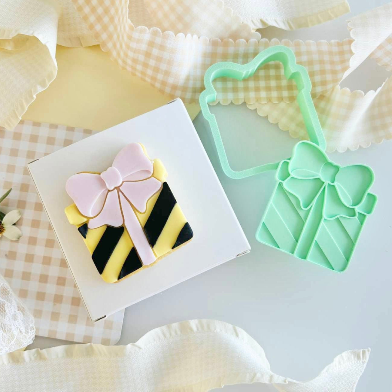 Happy Bee Day - Bento Minis Cutter Full Set (SweetP) - Image 5