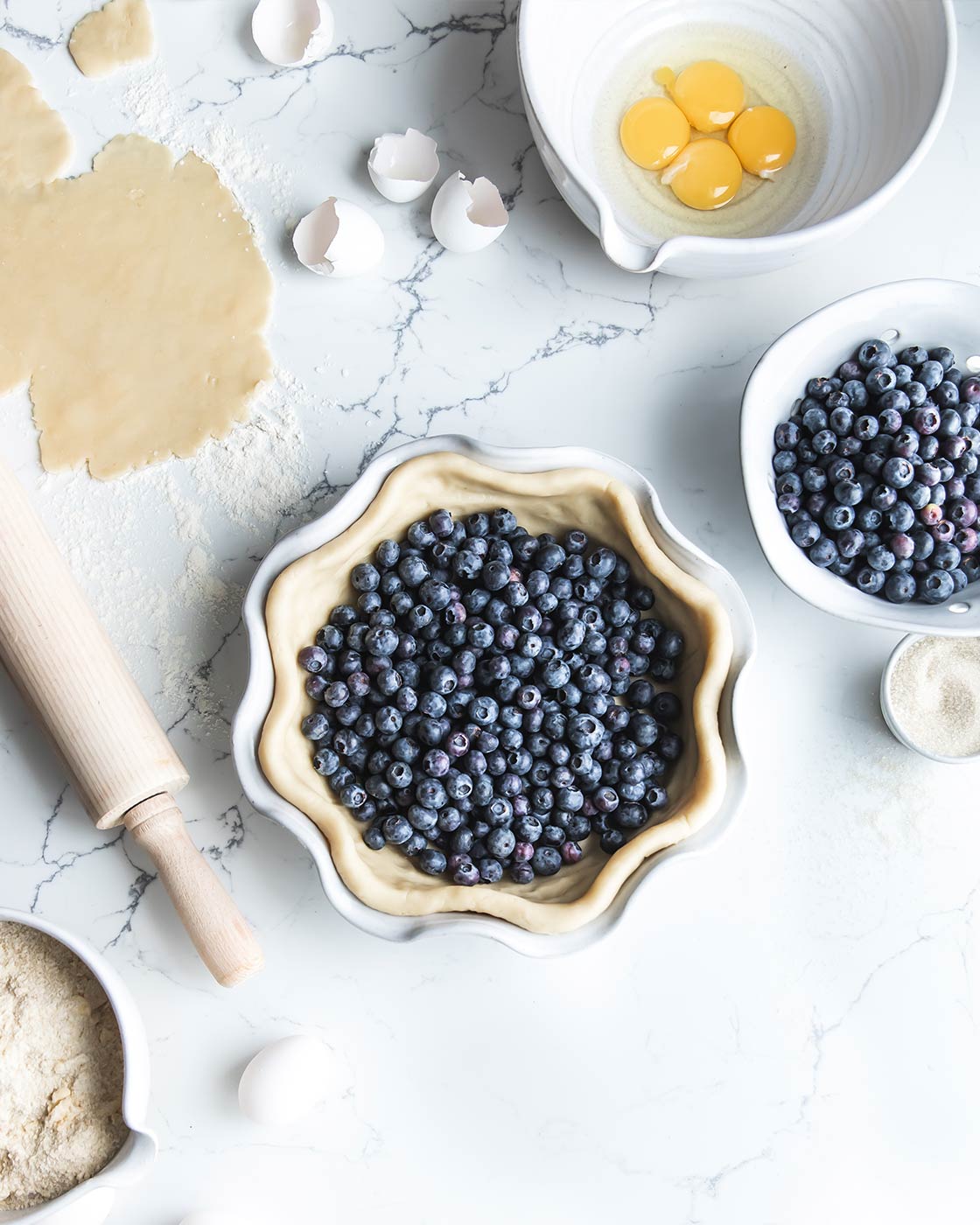 Laurel Pie Dish - Image 3