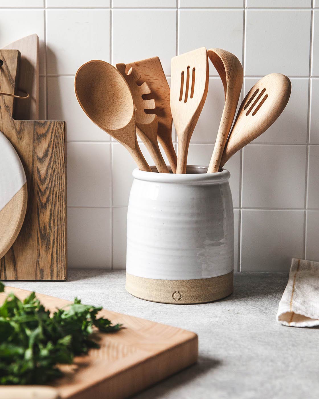 Beehive Crock + Essential Kitchen Utensils Set - Image 2